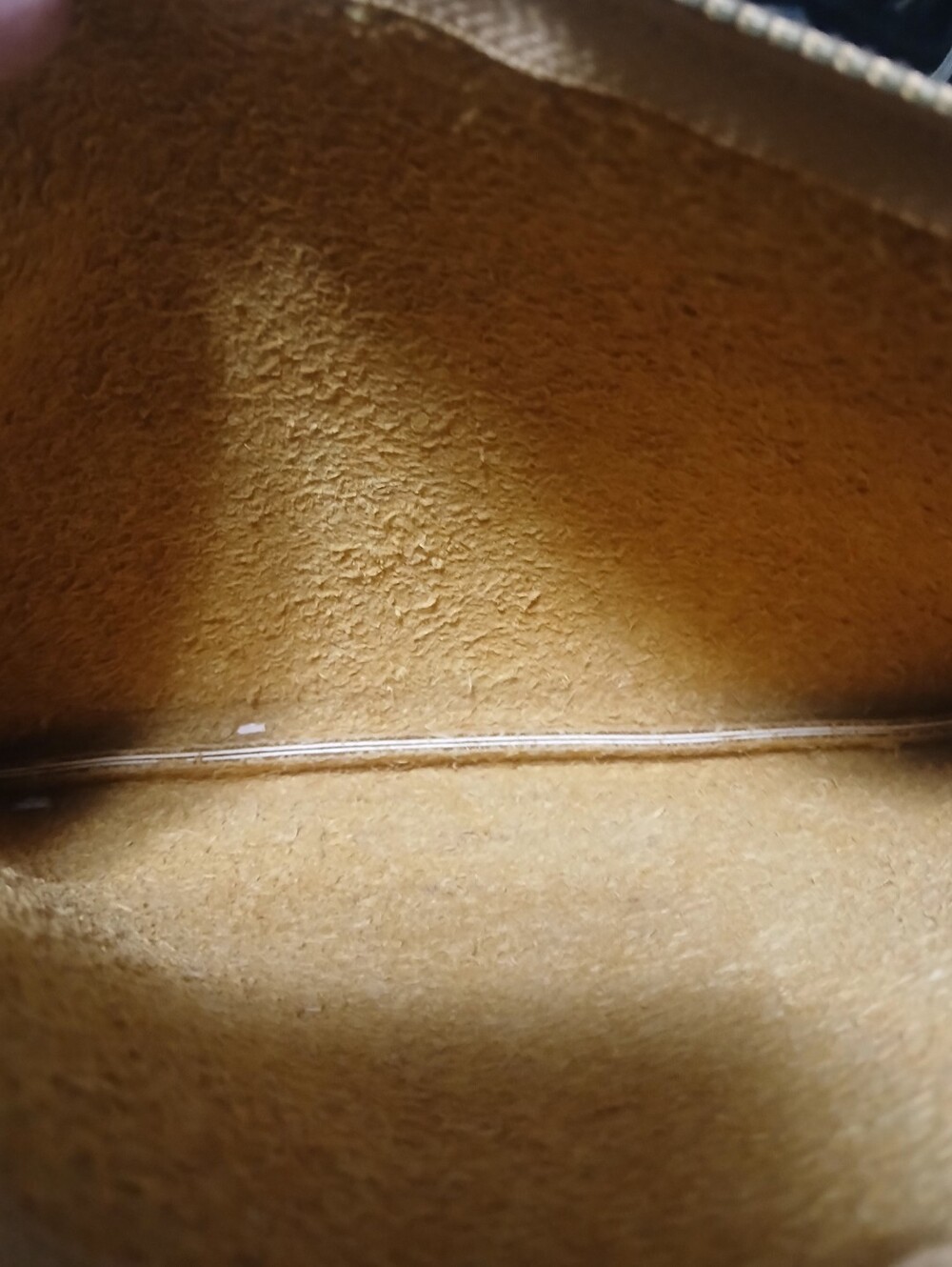 Beautiful Leather Clutch/Pouch - Picture 2 of 2